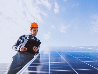 Falta de manutenção preventiva no sistema fotovoltaico pode reduzir eficiência da geração de energia em até 50%